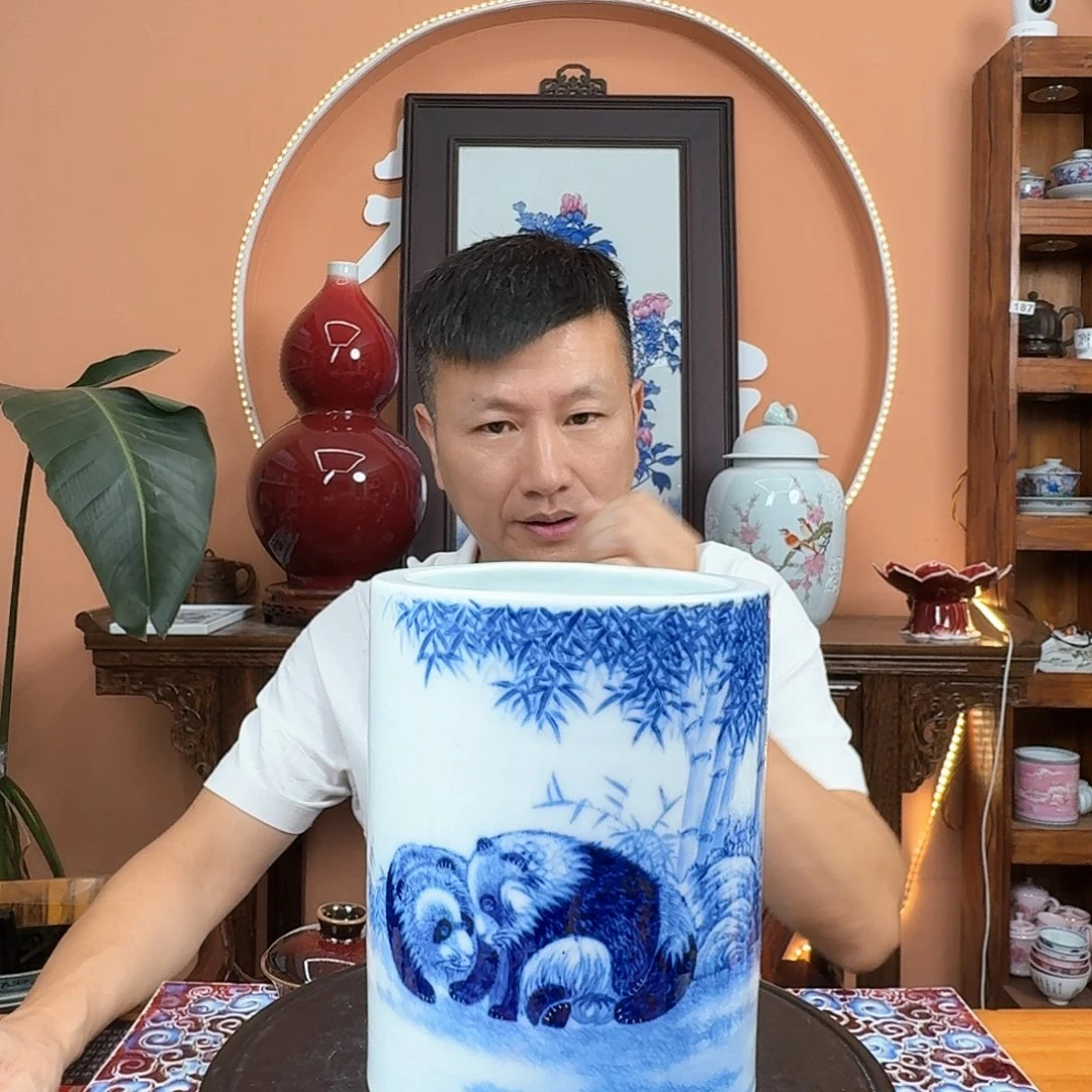 景德镇陶瓷手工笔筒