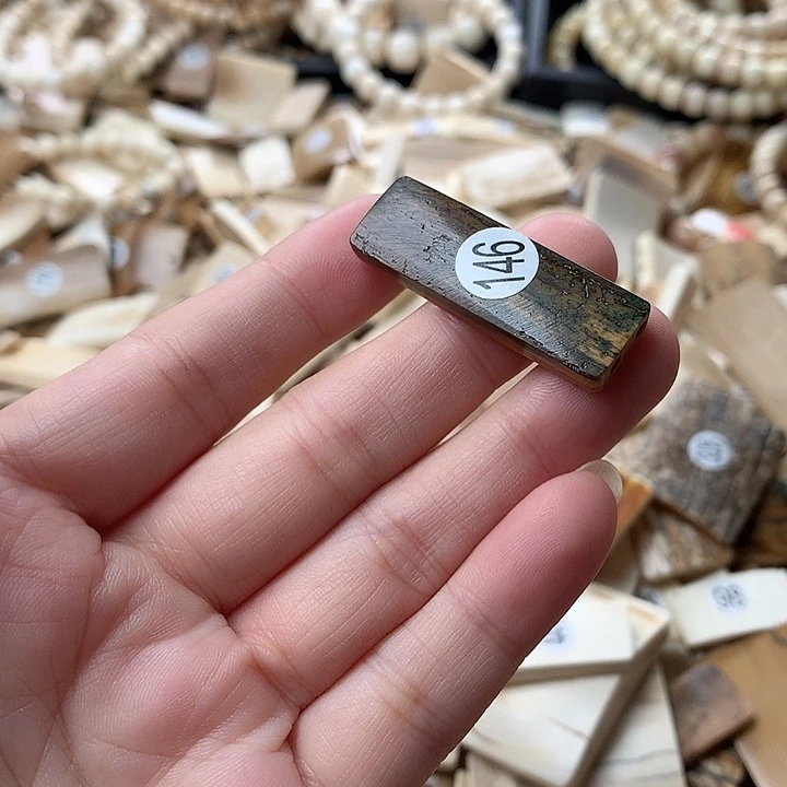 泥塑不打孔联系客服