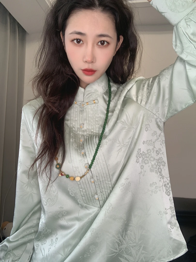 九月  绿竹报喜     新款春夏薄重工提花显瘦气质衬衣
