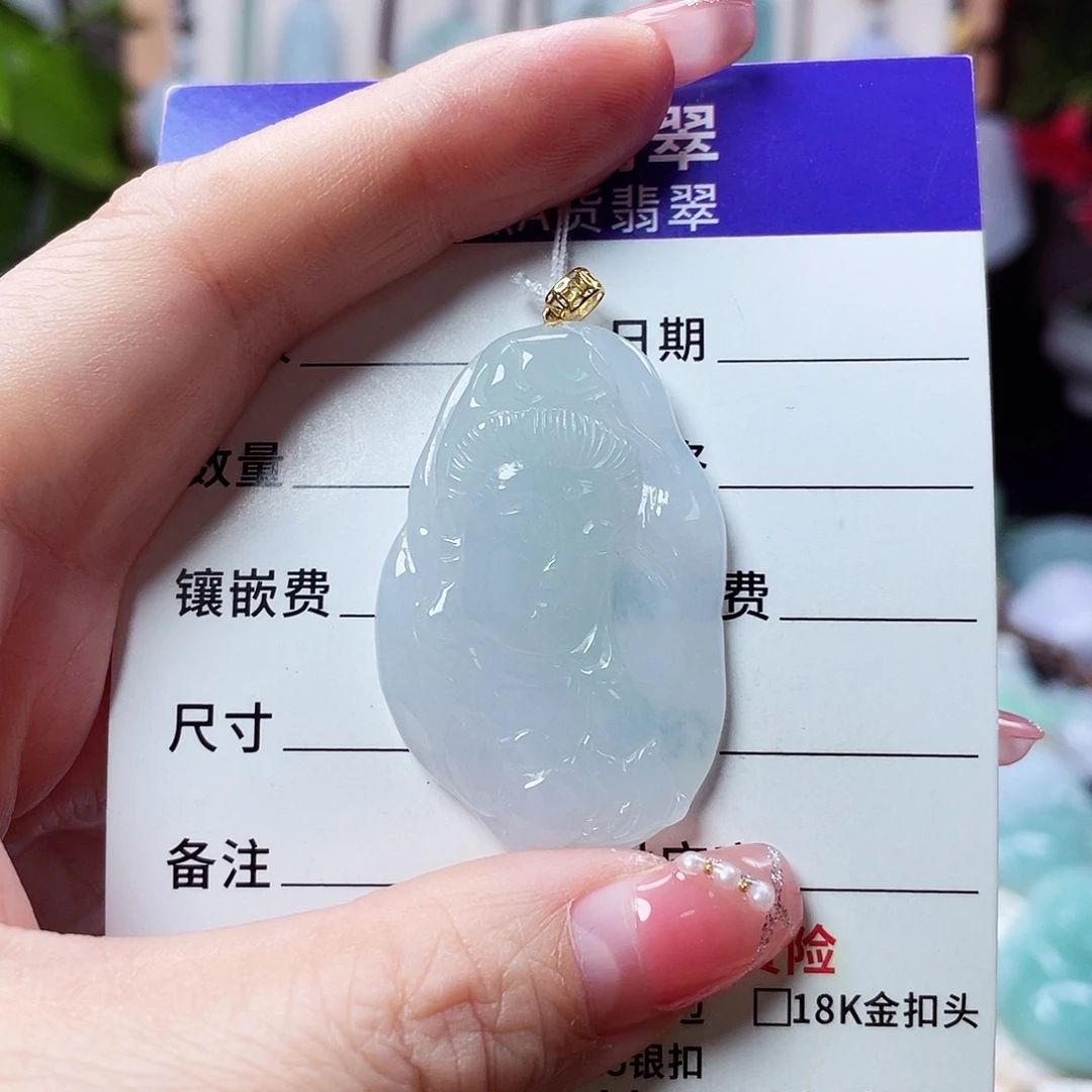翡翠18K金镶嵌颈饰观音头像39