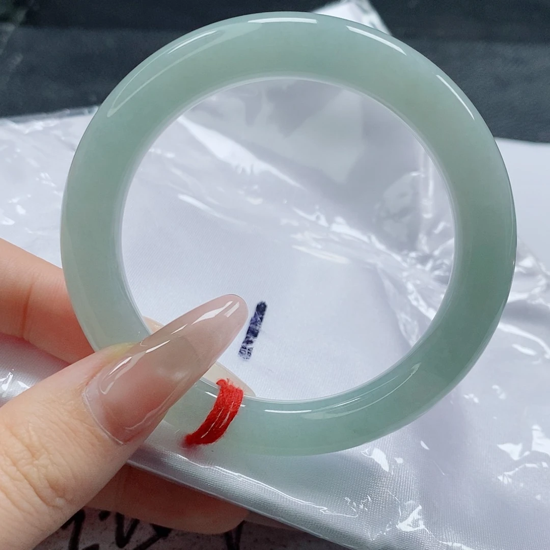 【闪购商品】未镶嵌手镯（圆镯）翡翠507号