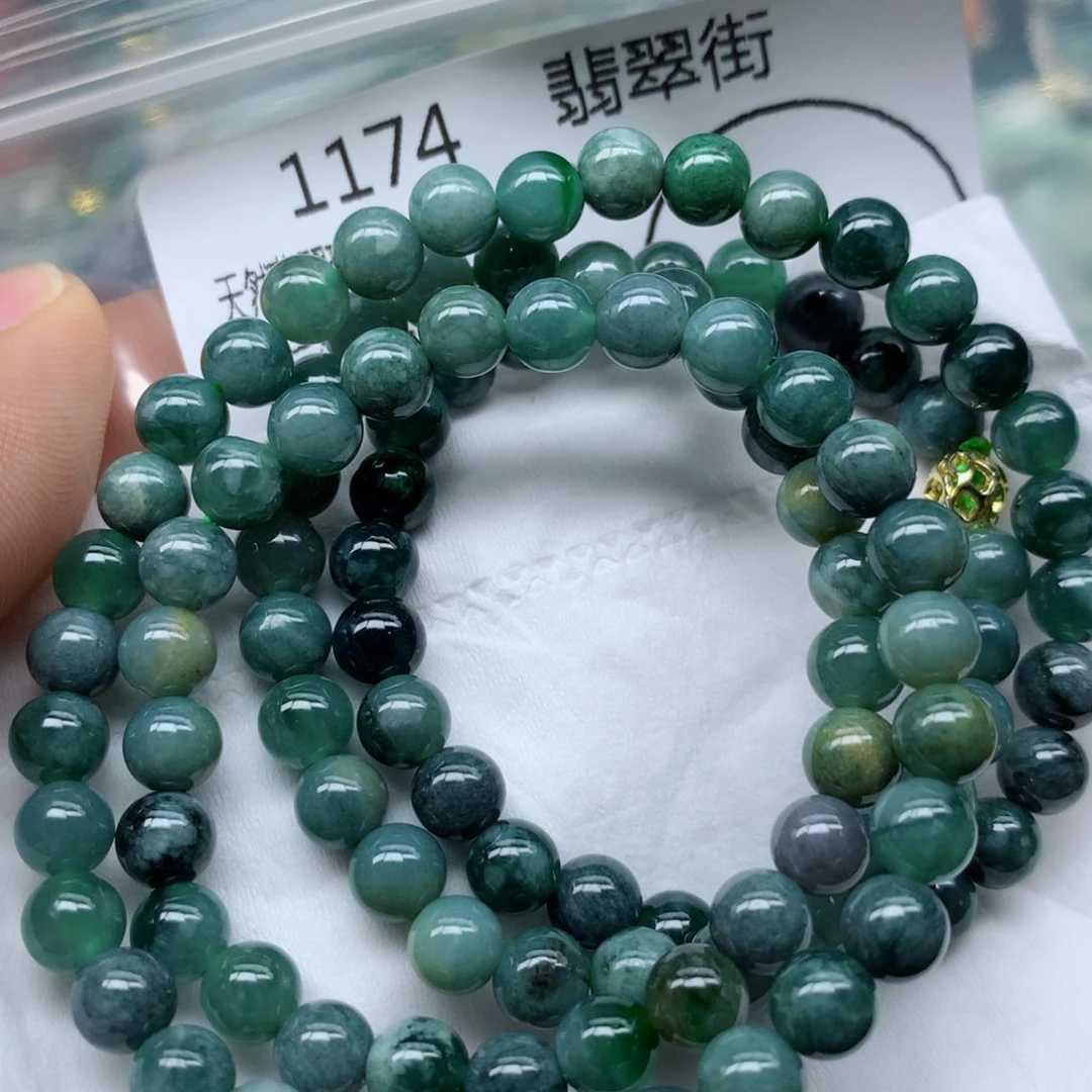 翡翠颈饰未镶嵌手串