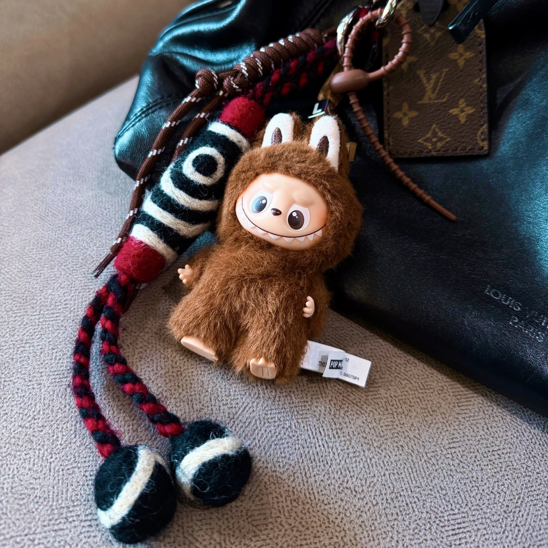 【桑杰出品】藏式毛绒刺绣天珠图案包包钥匙周边挂饰