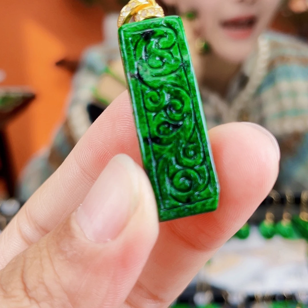 翡翠未镶嵌耳饰饰品