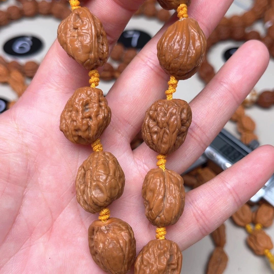 吊坠文玩核桃一**随白狮子