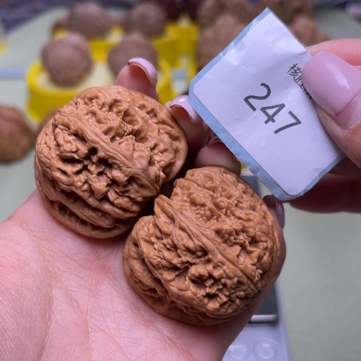 文玩核桃把件球筋41.247