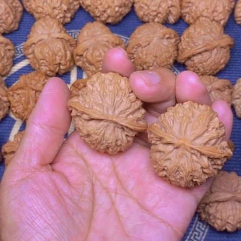 【闪购商品】文玩核桃吊坠时****谎苹果43