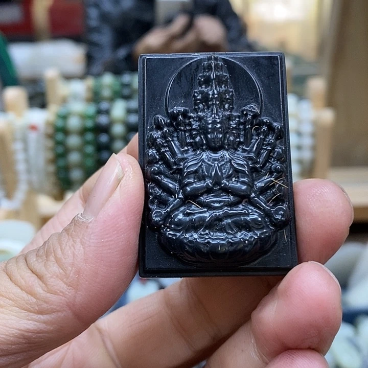 和田玉（糖玉）未镶嵌挂件