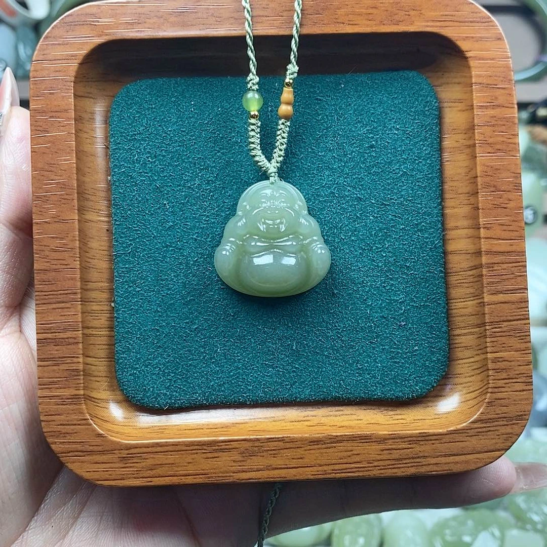 颈饰未镶嵌和田玉精品25mm佛公