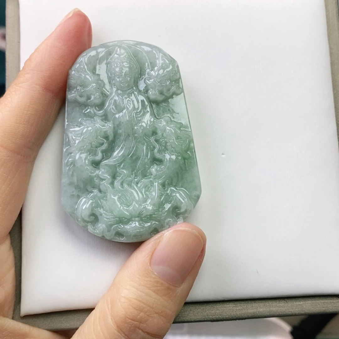 翡翠颈饰未镶嵌姐****有九龙观音