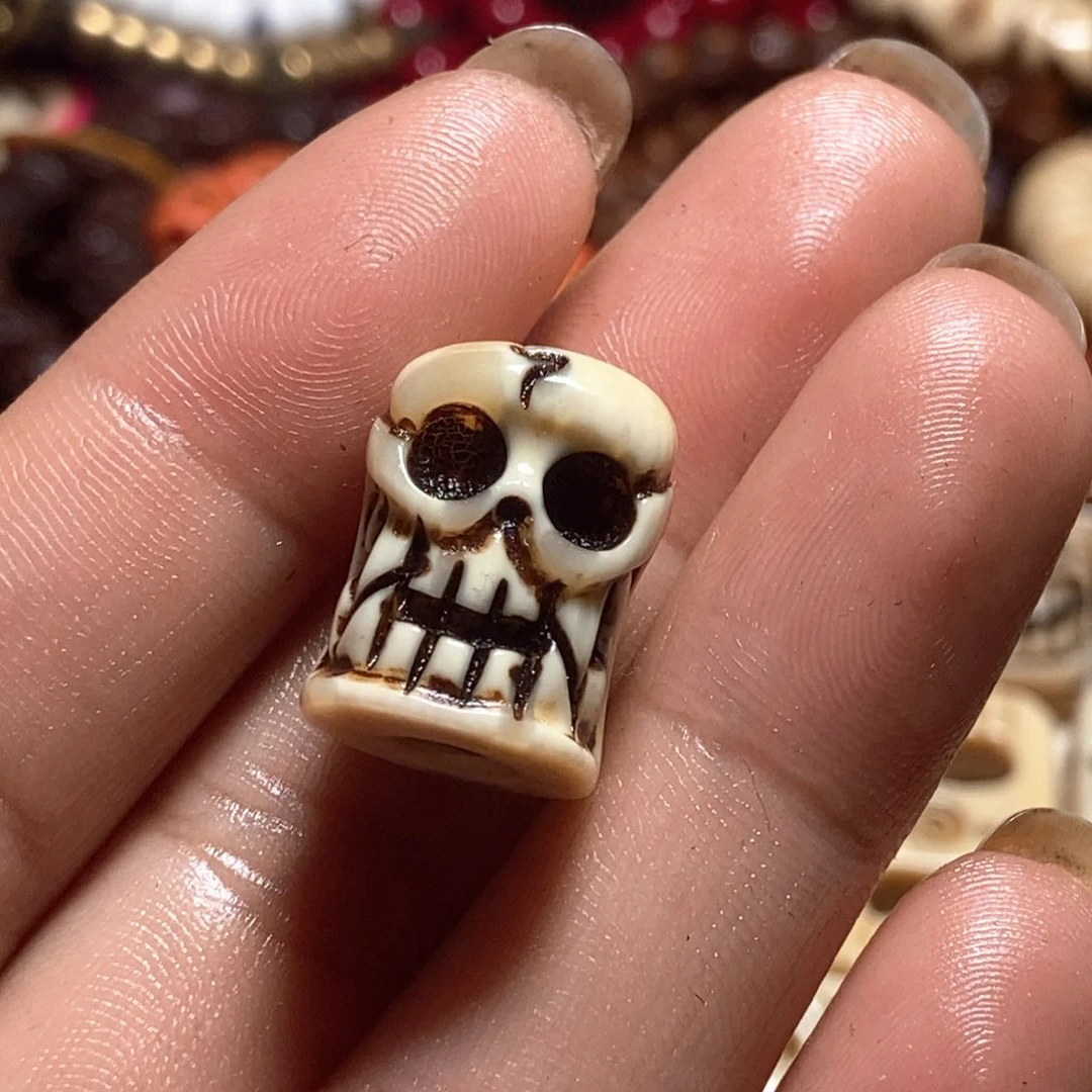 柏香籽/百香籽吊坠陈**?