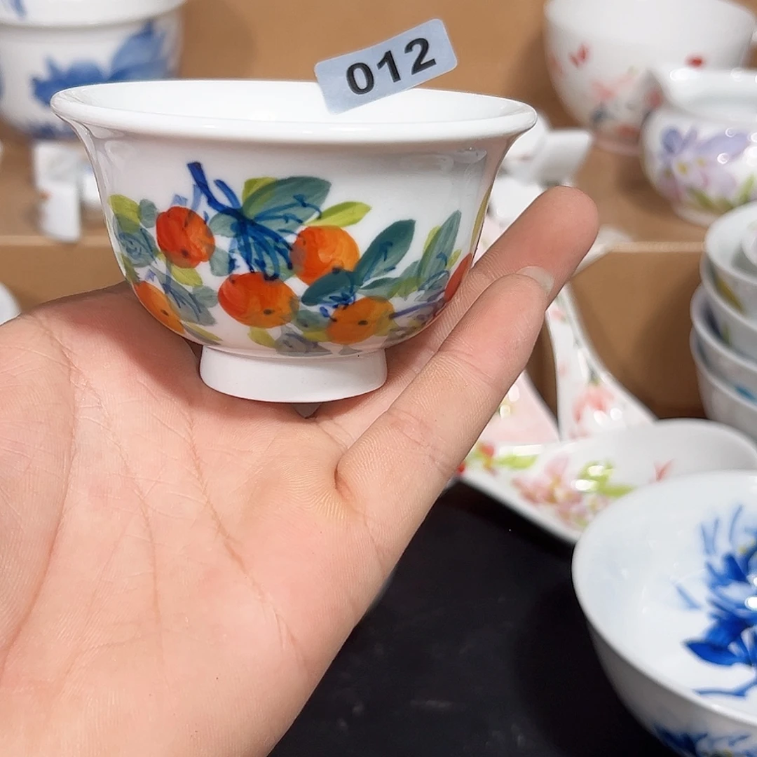 景德镇手工手绘陶瓷压手杯