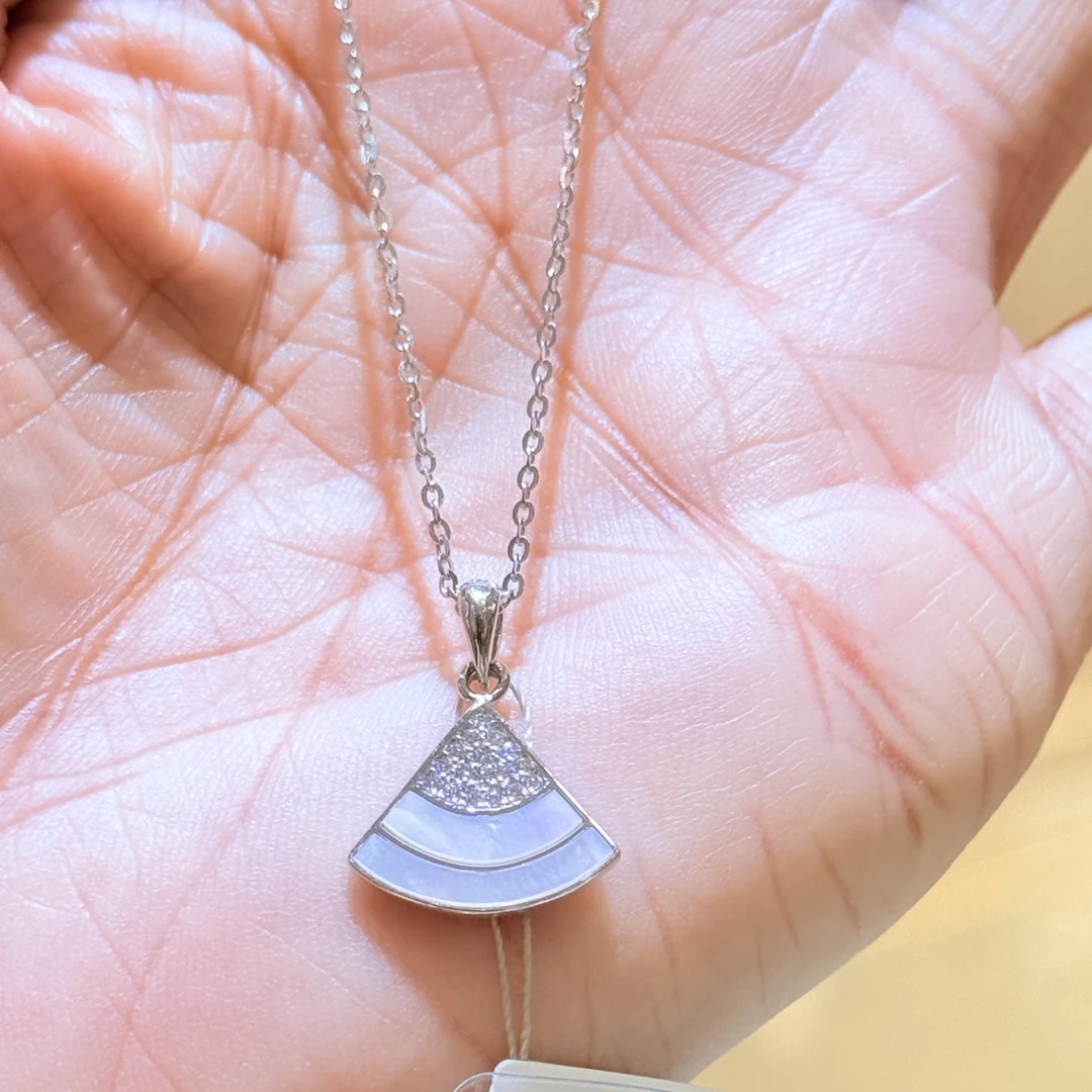 坠链均925银合成锆石 银925项链