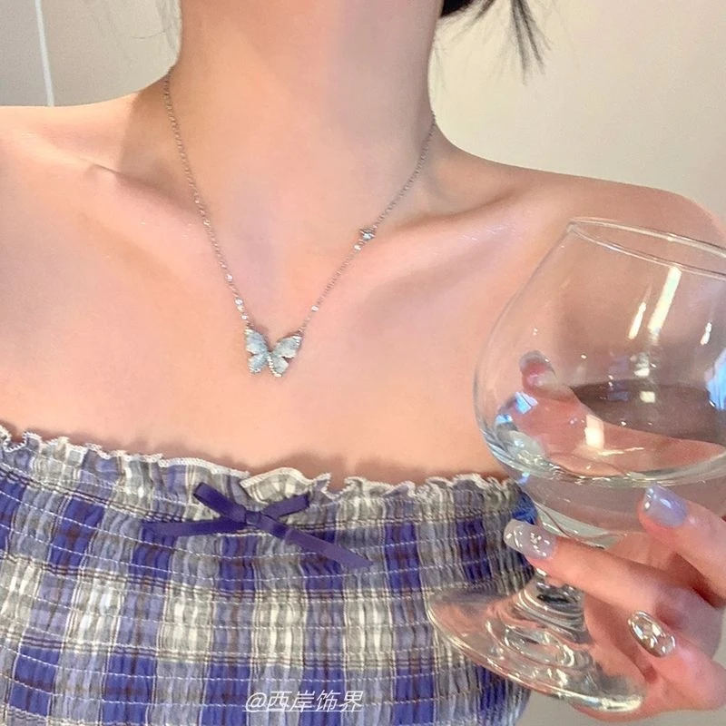 合金吊坠 碎冰蓝蝴蝶项链锁骨链女2025新款轻奢项链颈链配饰