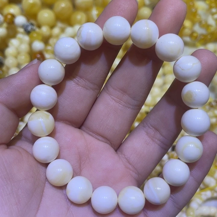 蜜蜡未镶嵌珠宝奇石10.6m