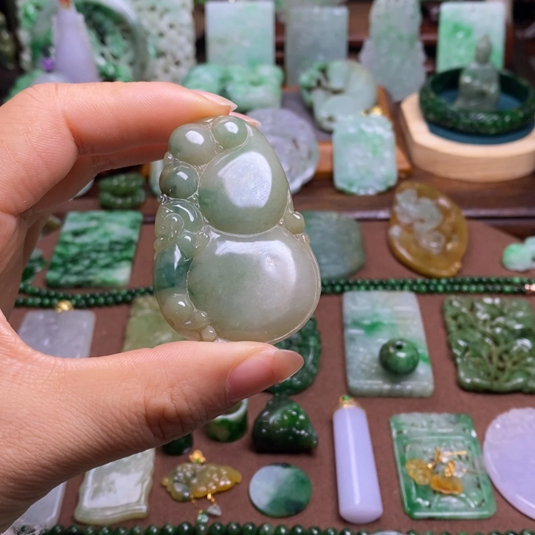 翡翠未镶嵌挂件1111111111111