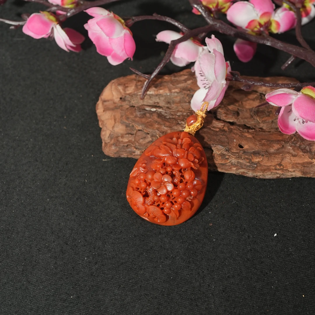 11.26香港王老板-南红吊坠2k321