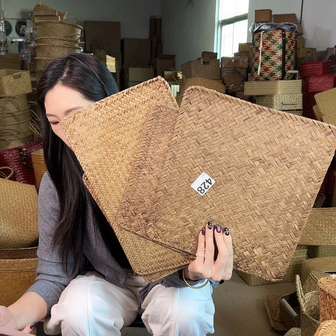 草编草编包/草编收纳盒带瑕疵