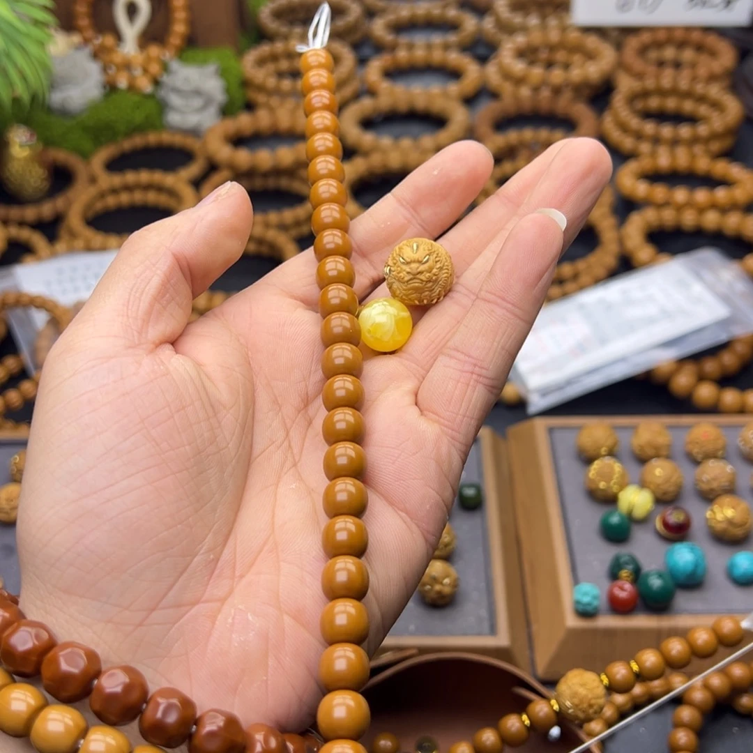 弘***车猴头核桃吊坠老型➕貔貅