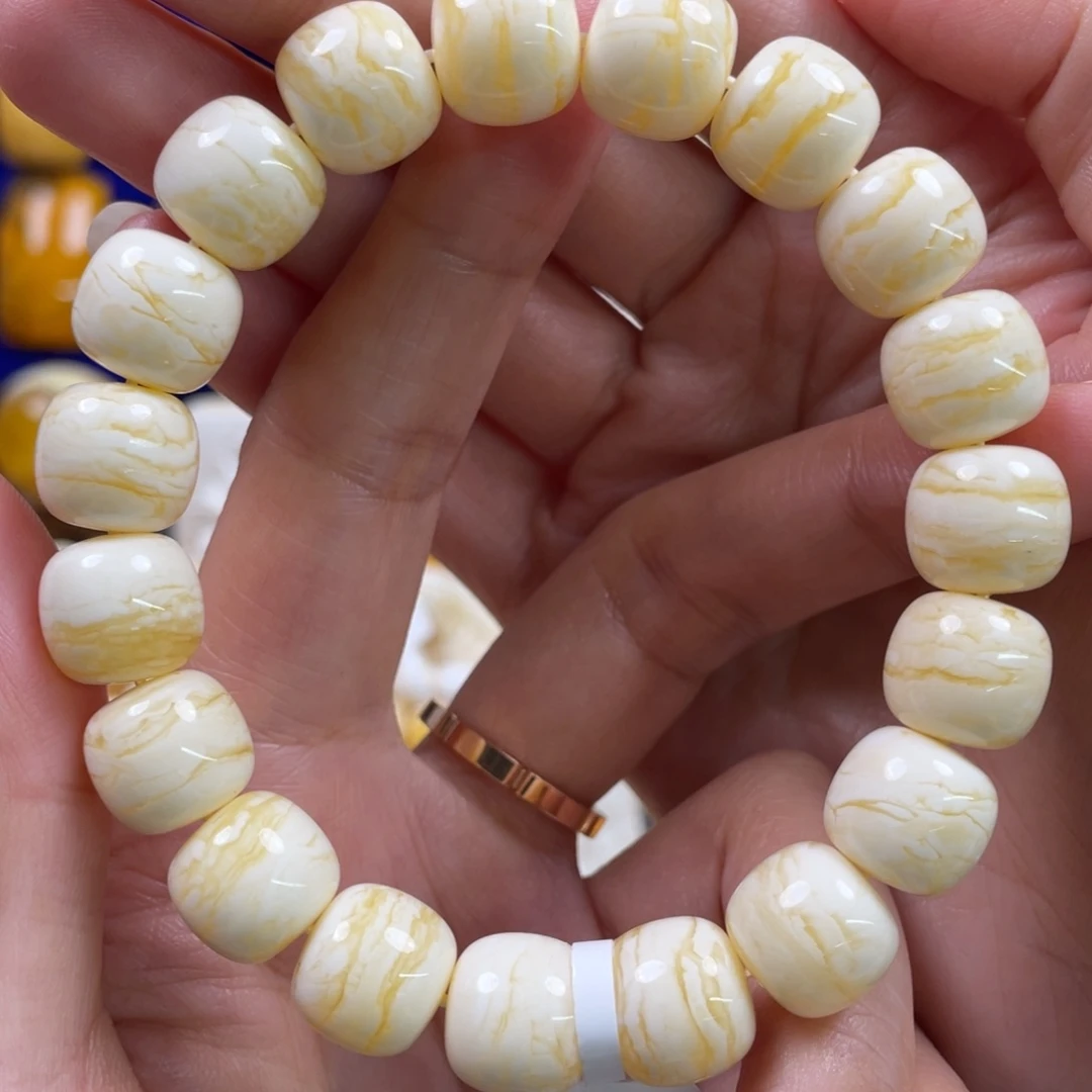 琥珀未镶嵌裸石琥珀蜜蜡