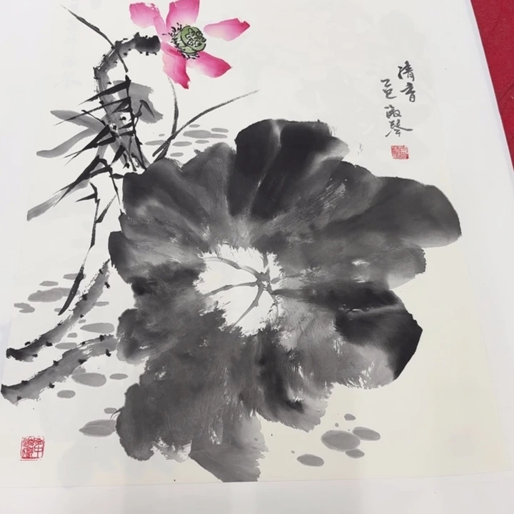 国画花鸟的翅膀和翅膀是