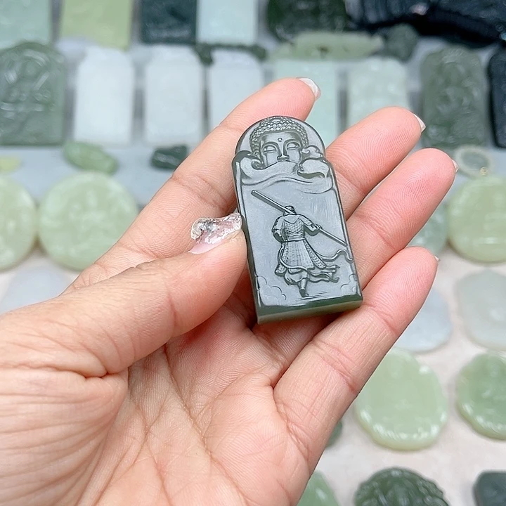 和田玉未镶嵌颈饰