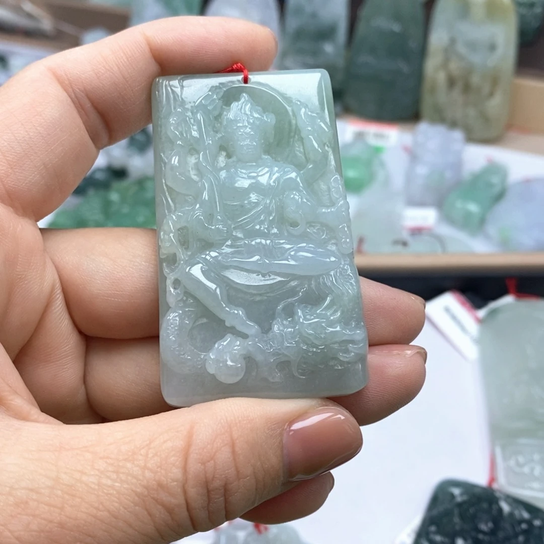 颈饰未镶嵌翡翠不动