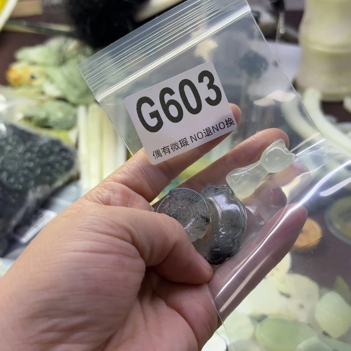 蛇纹石玉发饰合金龄*