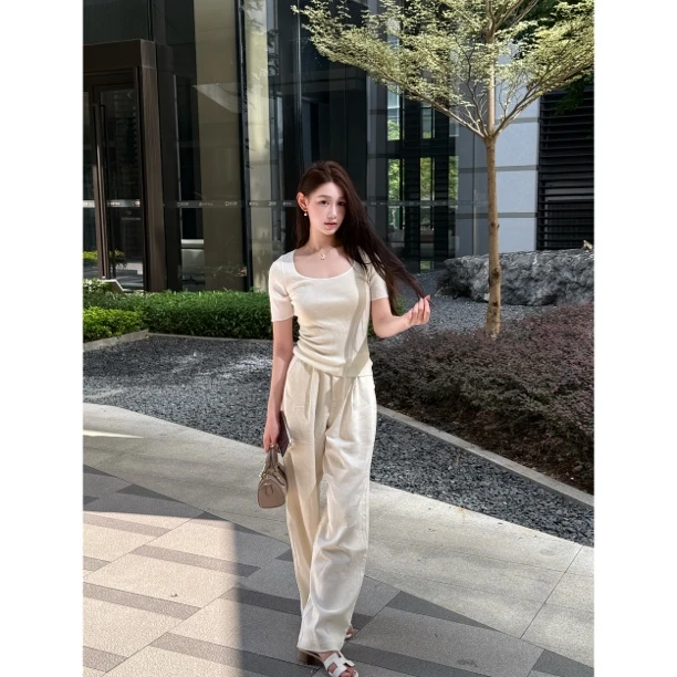 【梦梦服饰】百搭U领修身小纯欲短袖T恤+老钱风裤子