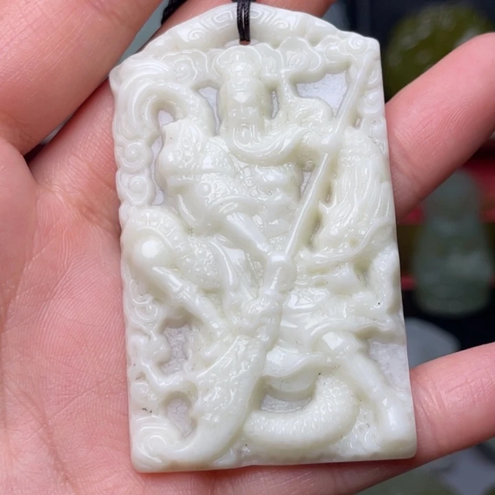 岫玉未镶嵌吊坠(赠链)