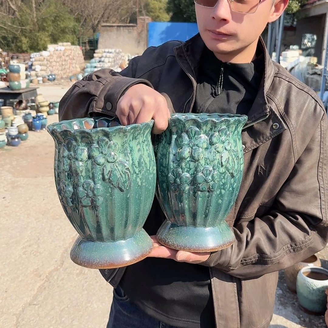 紫砂花盆口18高24（两个奖杯绿