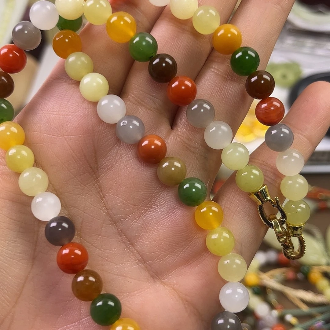 淡***宜和田玉未镶嵌颈饰