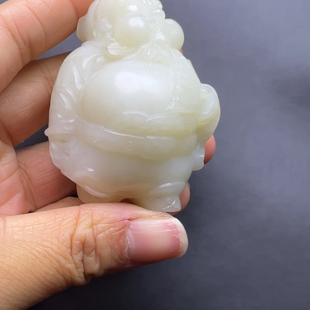 永***携和田玉未镶嵌把件