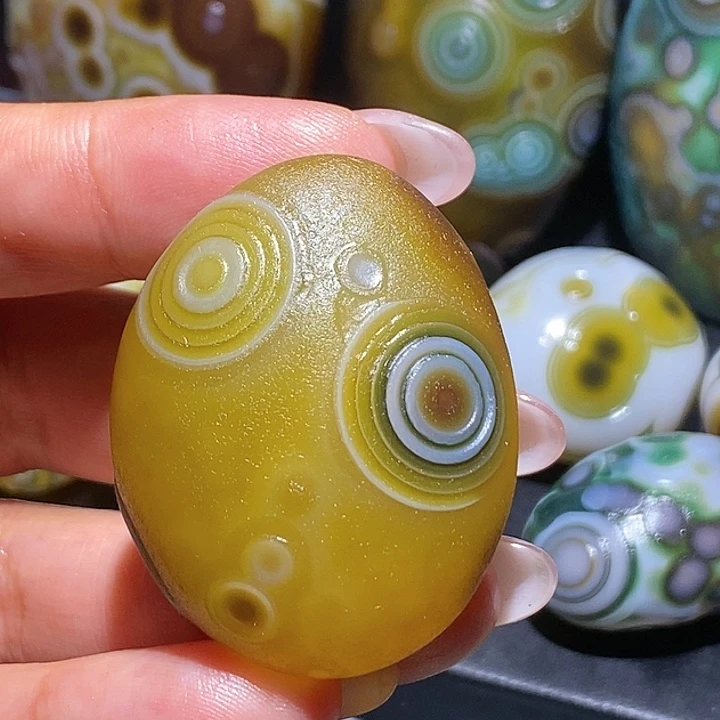 玛瑙/玉髓未镶嵌珠宝奇石14