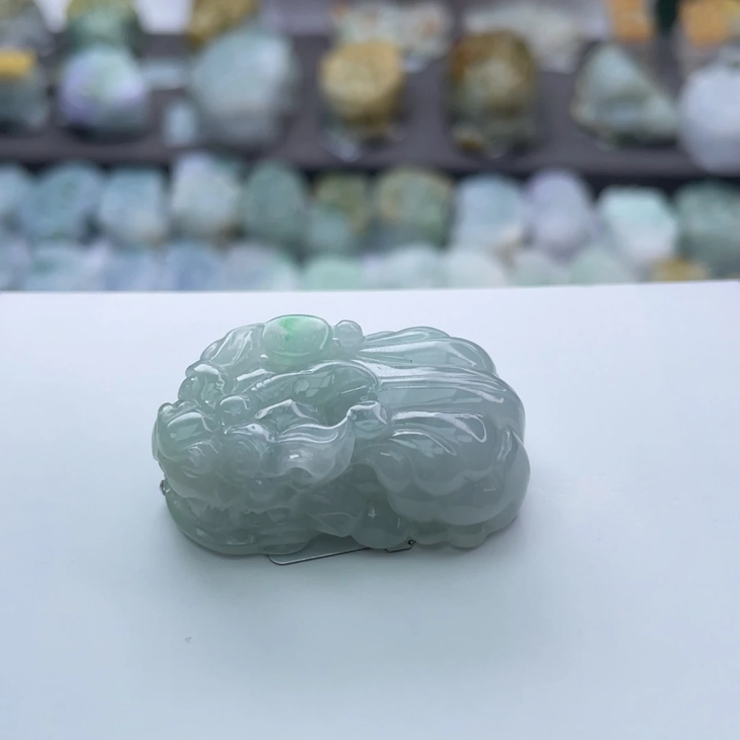 翡翠颈饰未镶嵌貔貅