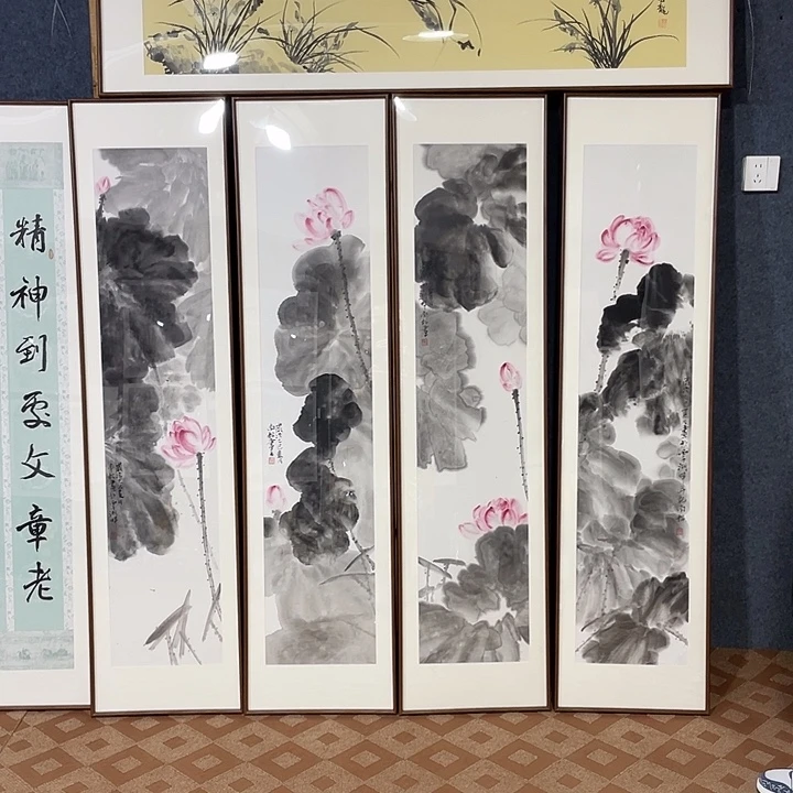 国画手绘作品带框