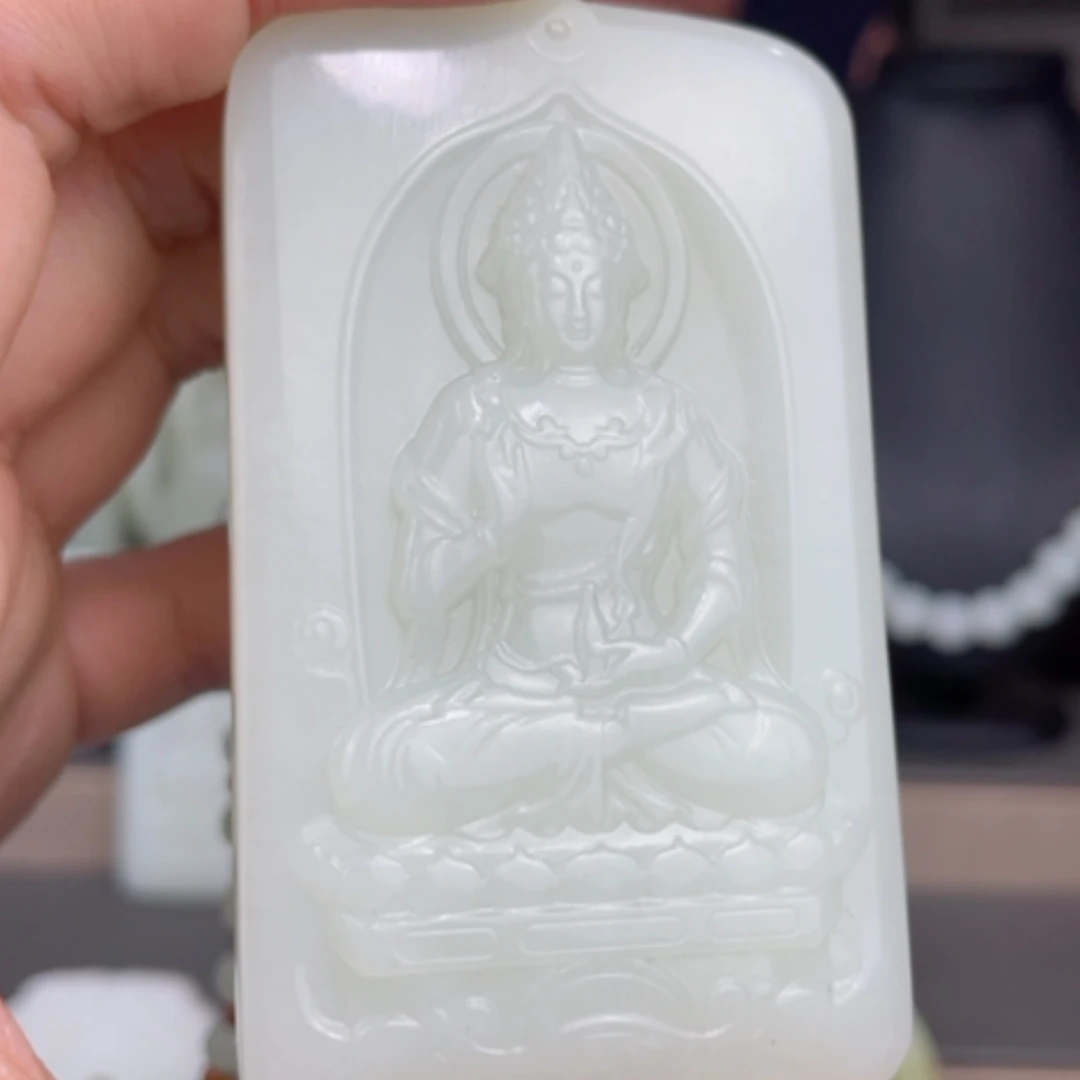 【闪购商品】颈饰未镶嵌和田玉