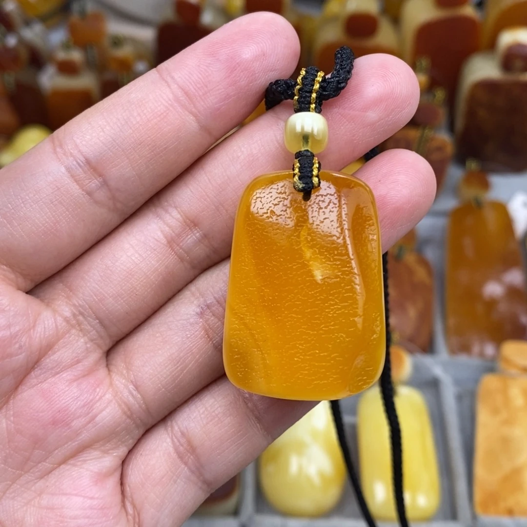 琥珀未镶嵌珠宝奇石