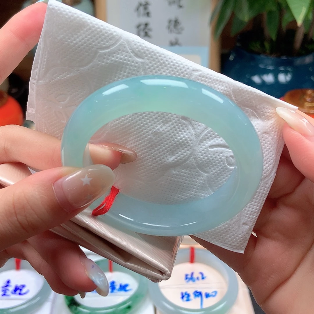 翡翠未镶嵌手镯马尔代夫蓝零毛孔76号