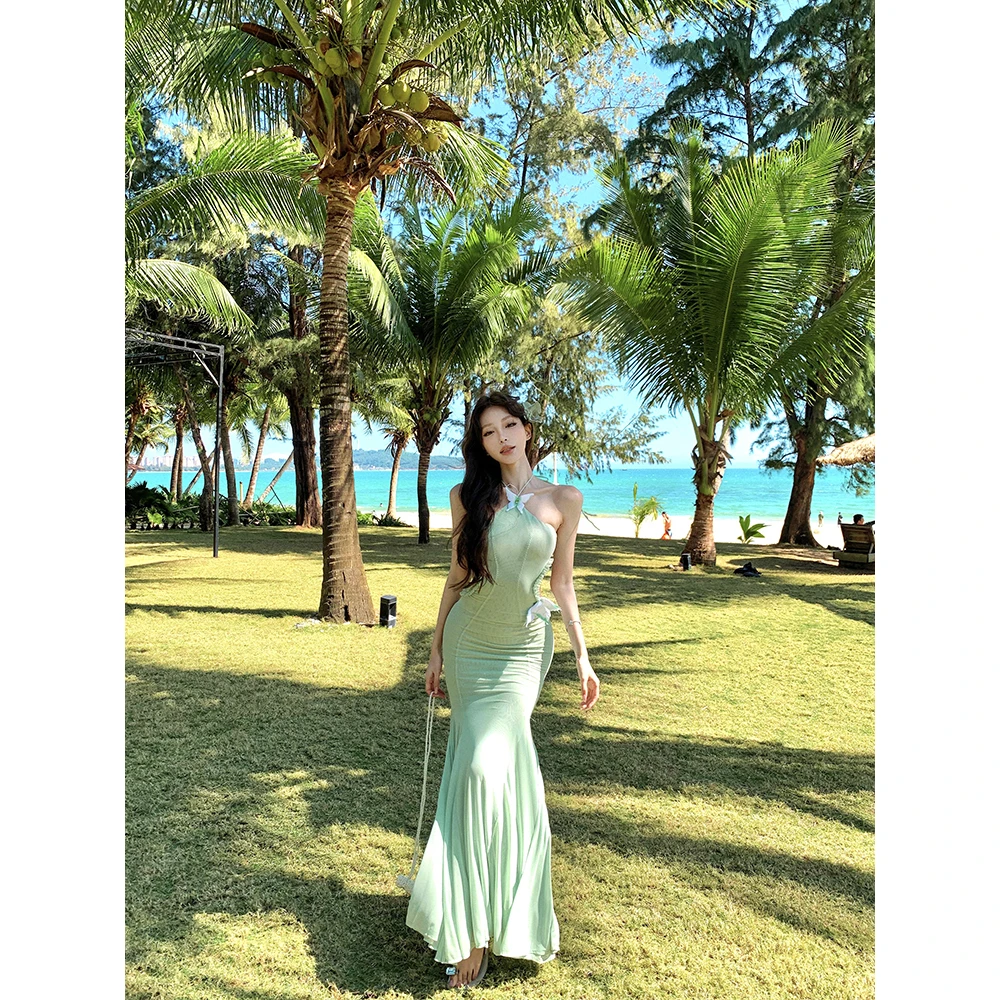 蝴蝶镂空美背挂脖连衣裙女夏季度假风鱼尾裙纯欲收腰长裙包臀裙子