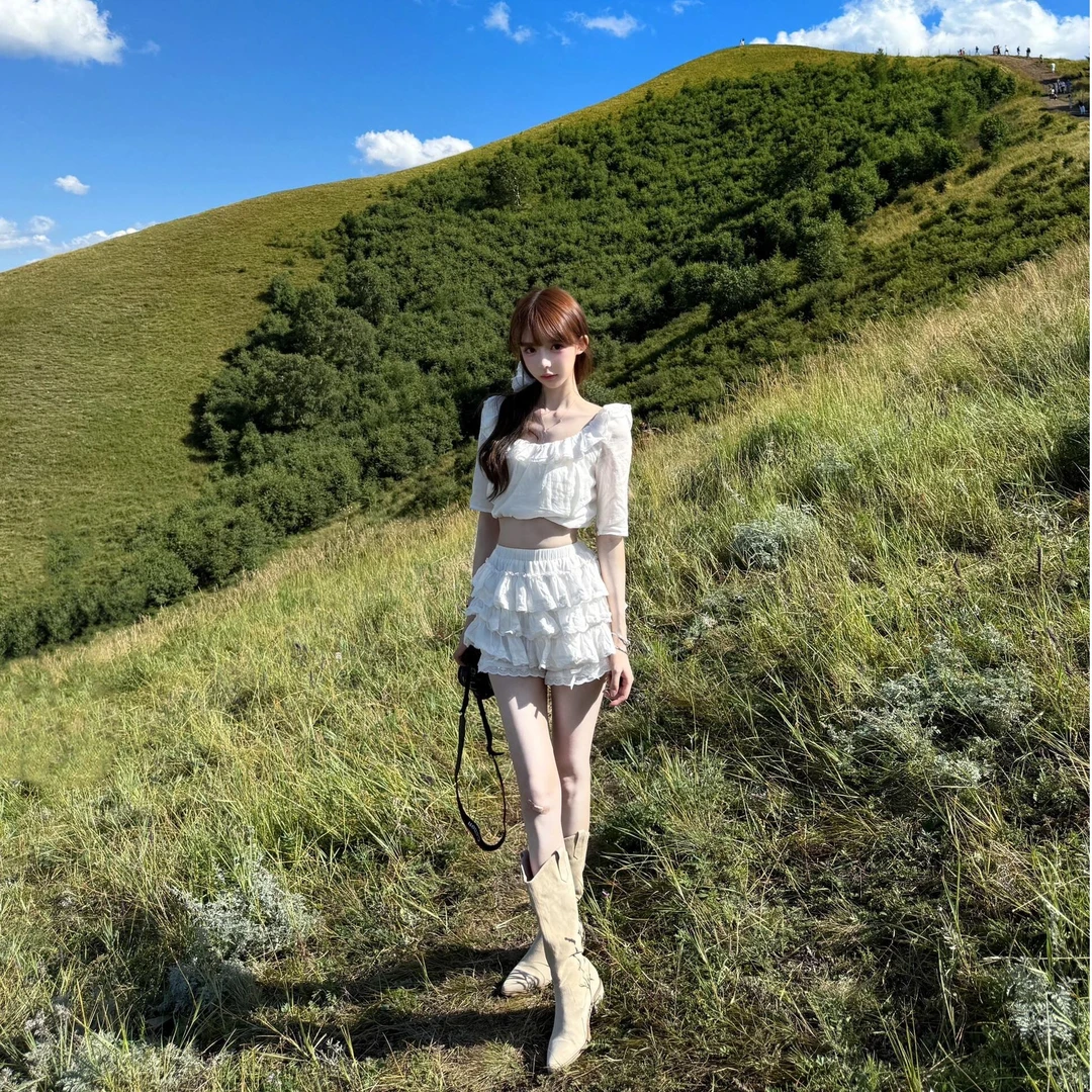 韩系甜美少女2025早秋新款大U领荷叶边上衣配蛋糕裙裤时尚两件套