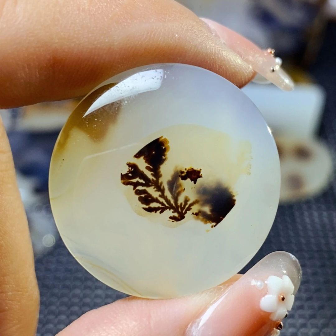 玛瑙/玉髓未镶嵌珠宝半成品