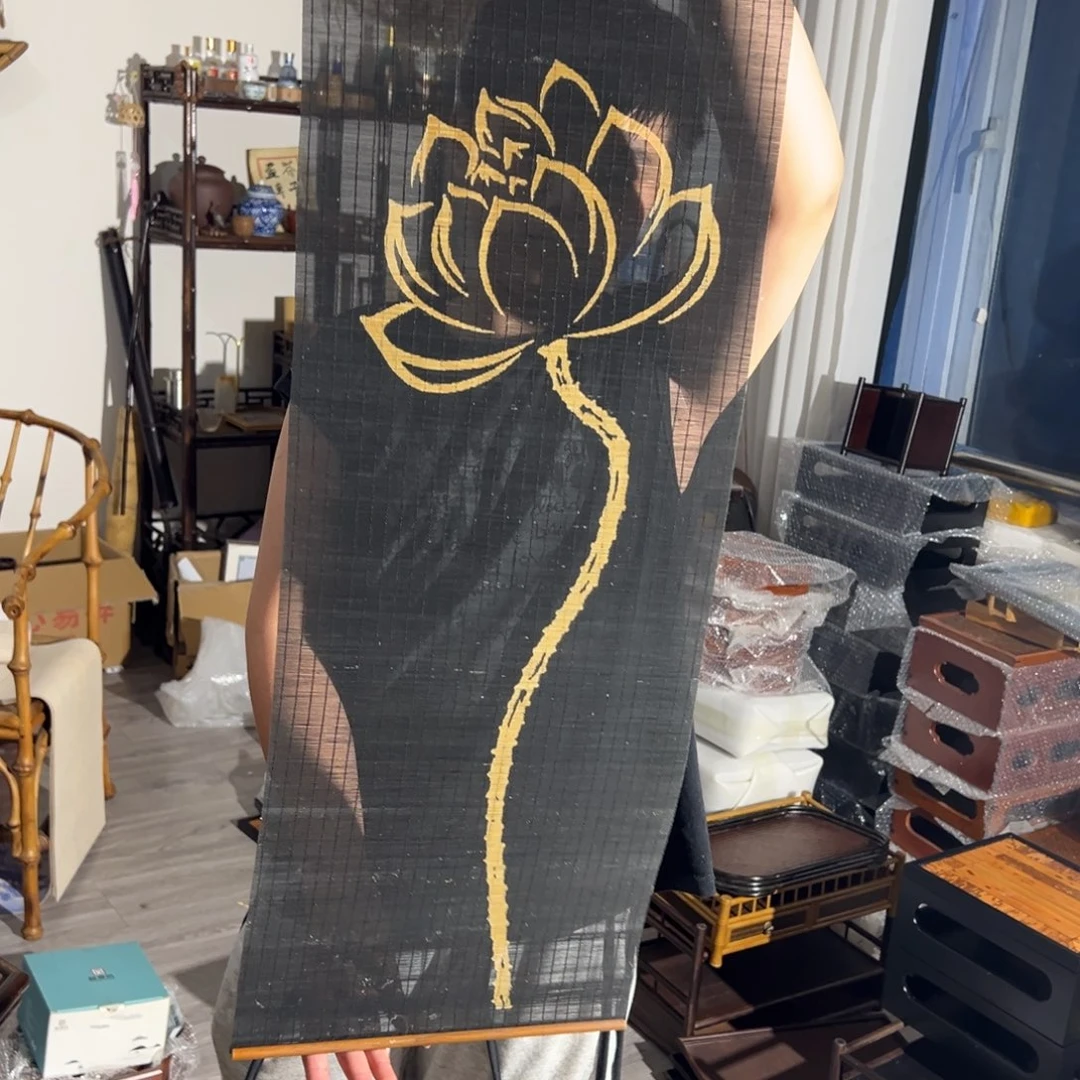 莲花黑竹丝挂画在哪呢