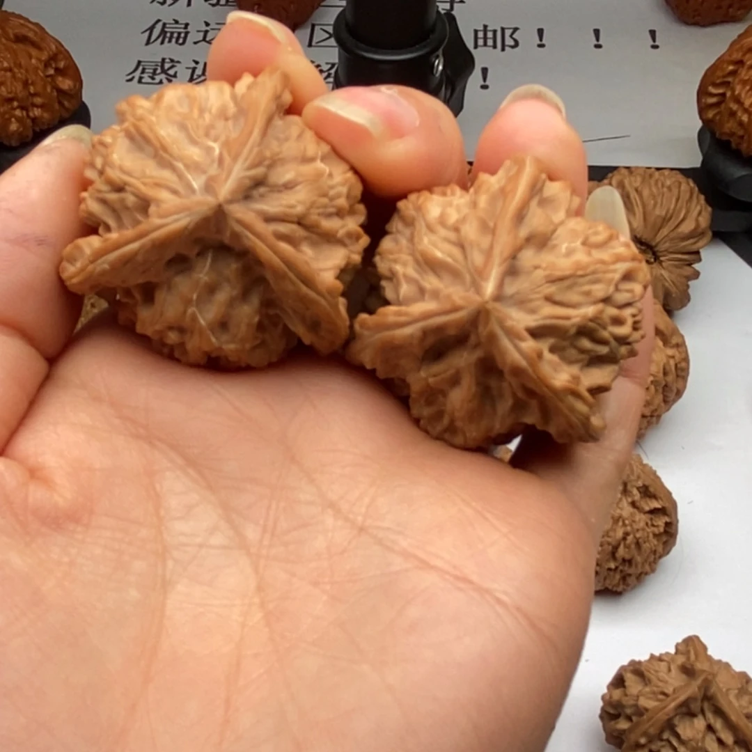 可***°文玩核桃把件三棱