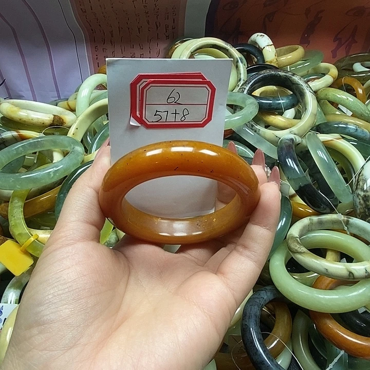 蛇纹石玉未镶嵌手镯62