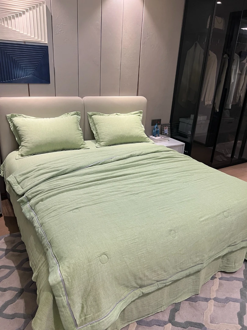 夏凉被纯色夏被四件套三件套单人双人空调被抱被被子