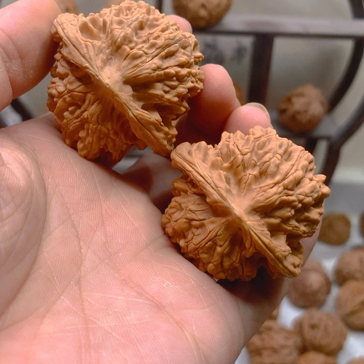 文玩核桃吊坠46 霞云岭 棱子有浮黄