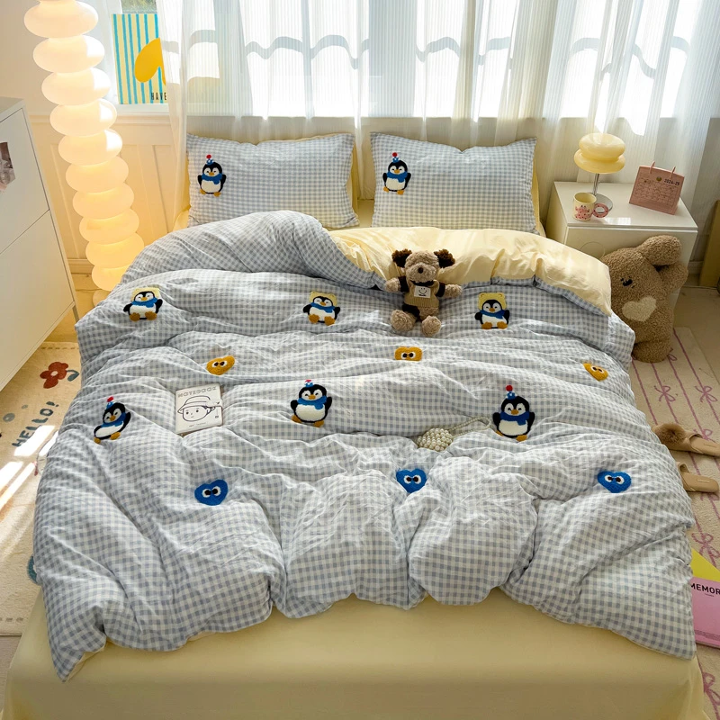 国朝卡通风毛巾绣四件套亲肤透气水洗棉套件学生宿舍三件套可机洗