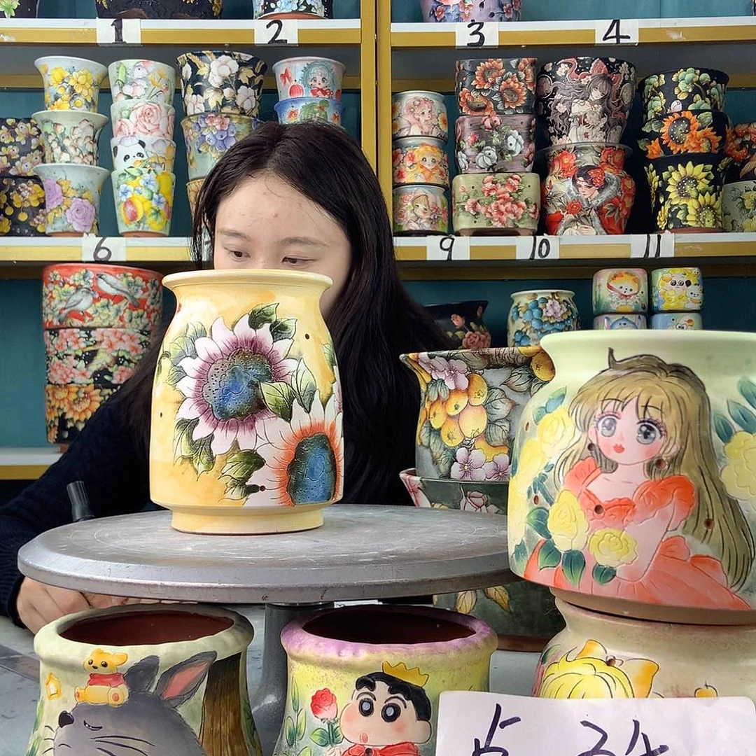 陶景德镇手工花盆81