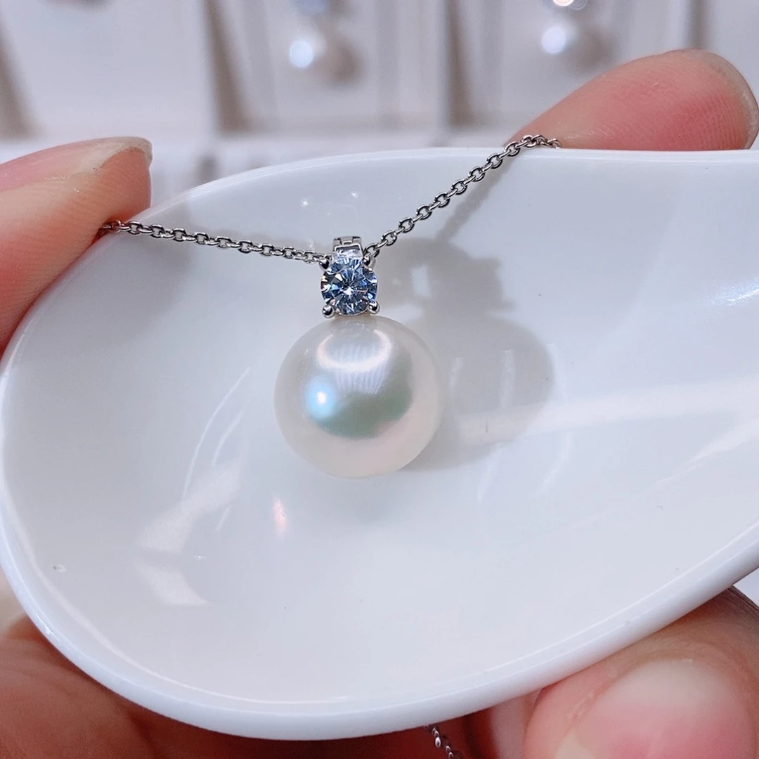 颈饰银S925镶嵌淡水珍珠
